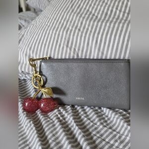 Fossil Lainie Grey Leather Wallet
